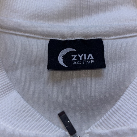 ZYIA Active Flying V Fleece Teddy Bomber Jacket - Picture 2 of 4